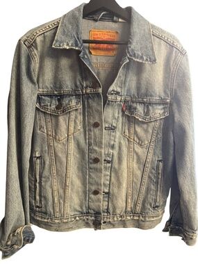 Levi's Denim Get Ripped Trucke | S110784 - Men's size S, blue distressed